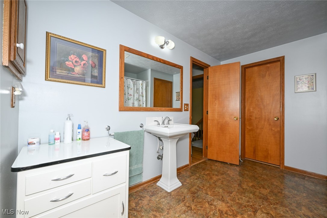 9889 Firestone Road Homerville, OH 44235 - Photo 28 of 47 Gallery Image 28