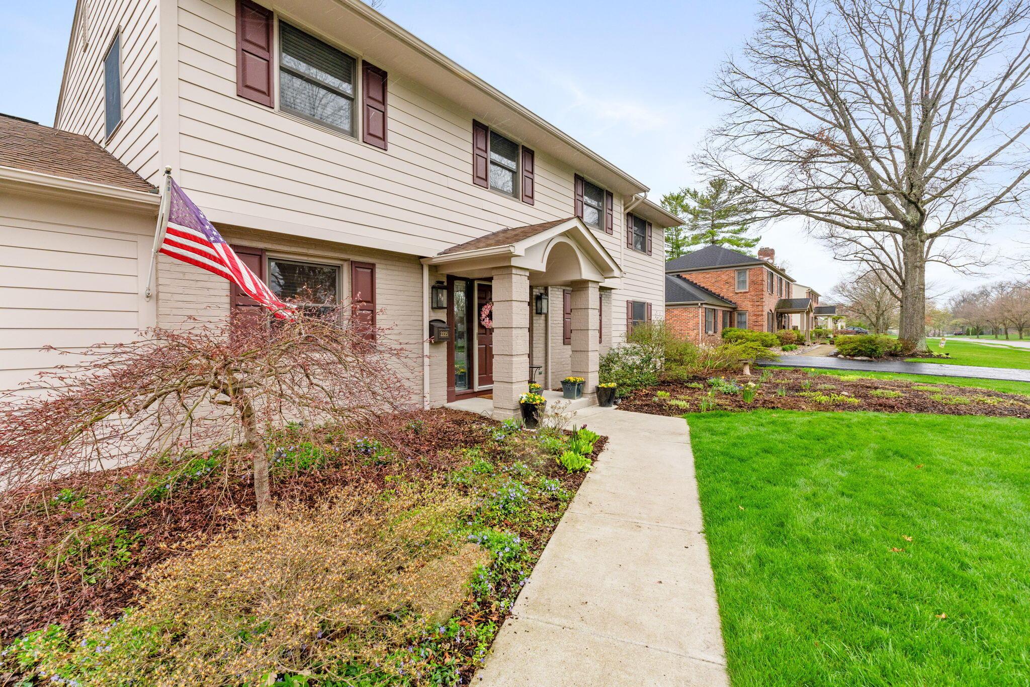2225 Sheringham Road Columbus, OH 43220 - Photo 12 of 84 2225 Sheringham Rd (Exterior)-7
