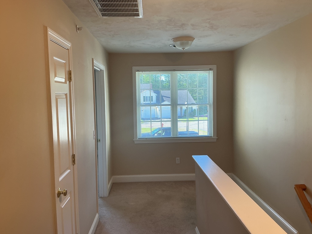 21 Village Way, Unit 21 Rutland, MA 01543 - Photo 9 of 18 Gallery Image 9