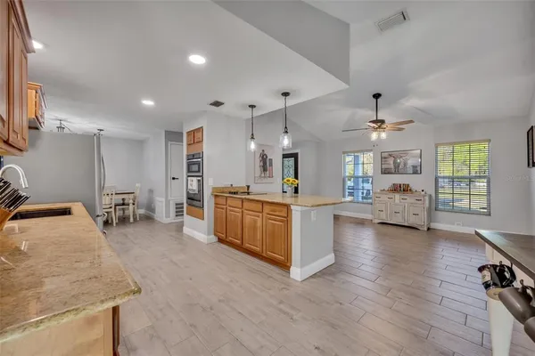 $899,000 | 1350 Arapaho Trail, Geneva, FL 32732