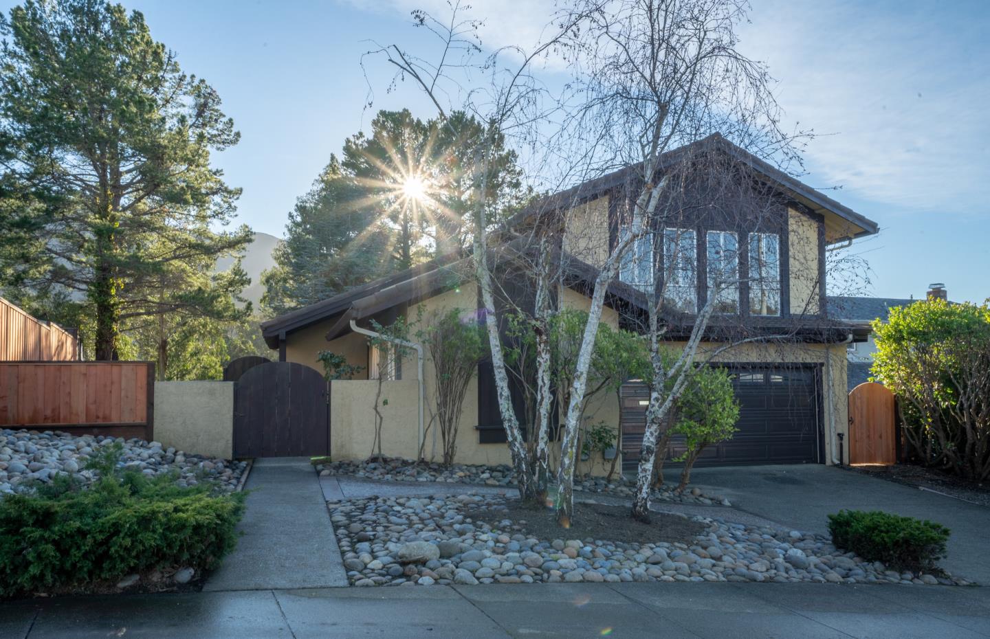 a house view with a outdoor space