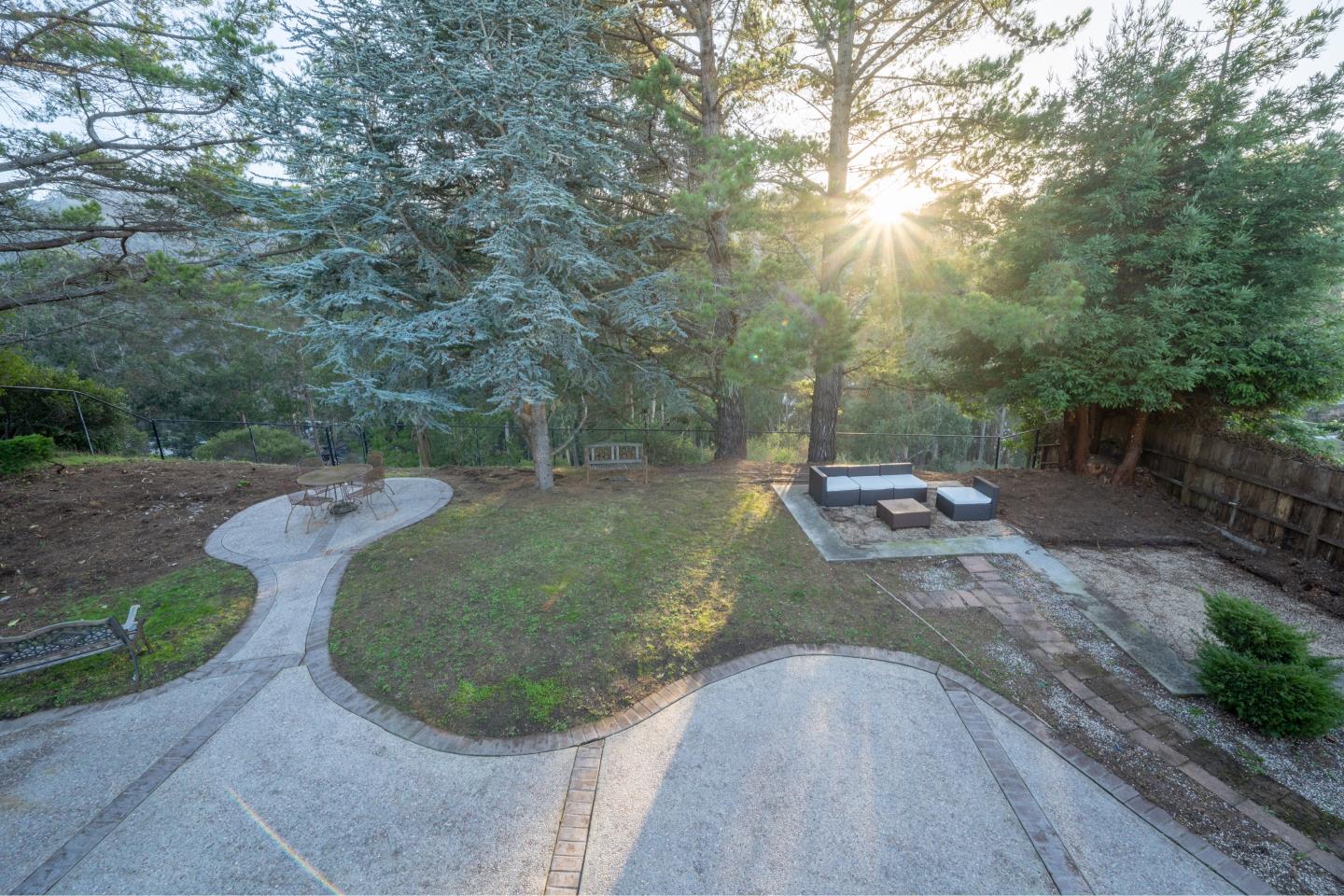 935 Park Pacifica Avenue Pacifica, CA 94044 - Photo 39 of 44 a view of a backyard with swimming pool