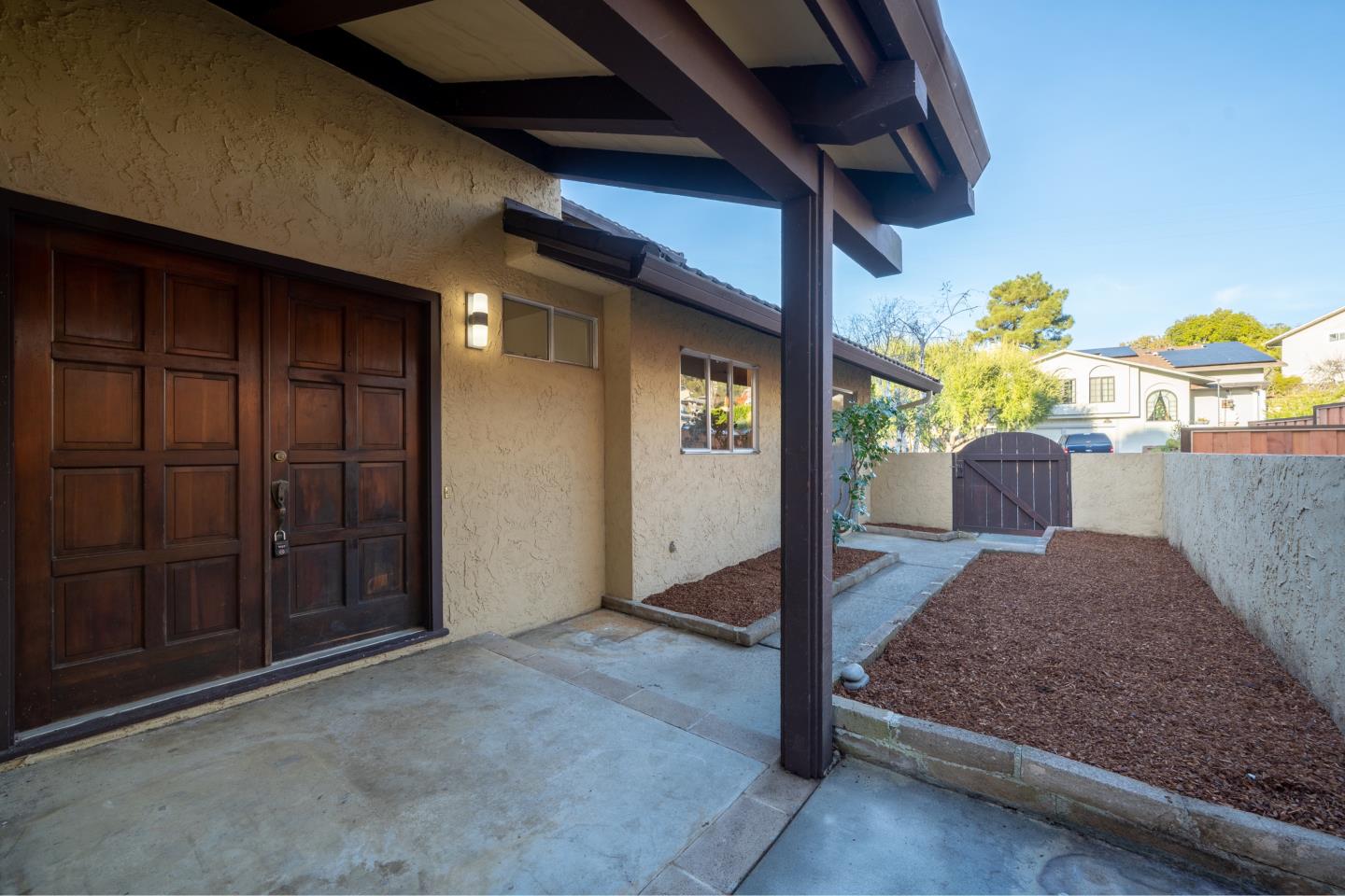 935 Park Pacifica Avenue Pacifica, CA 94044 - Photo 4 of 44 a view of a porch