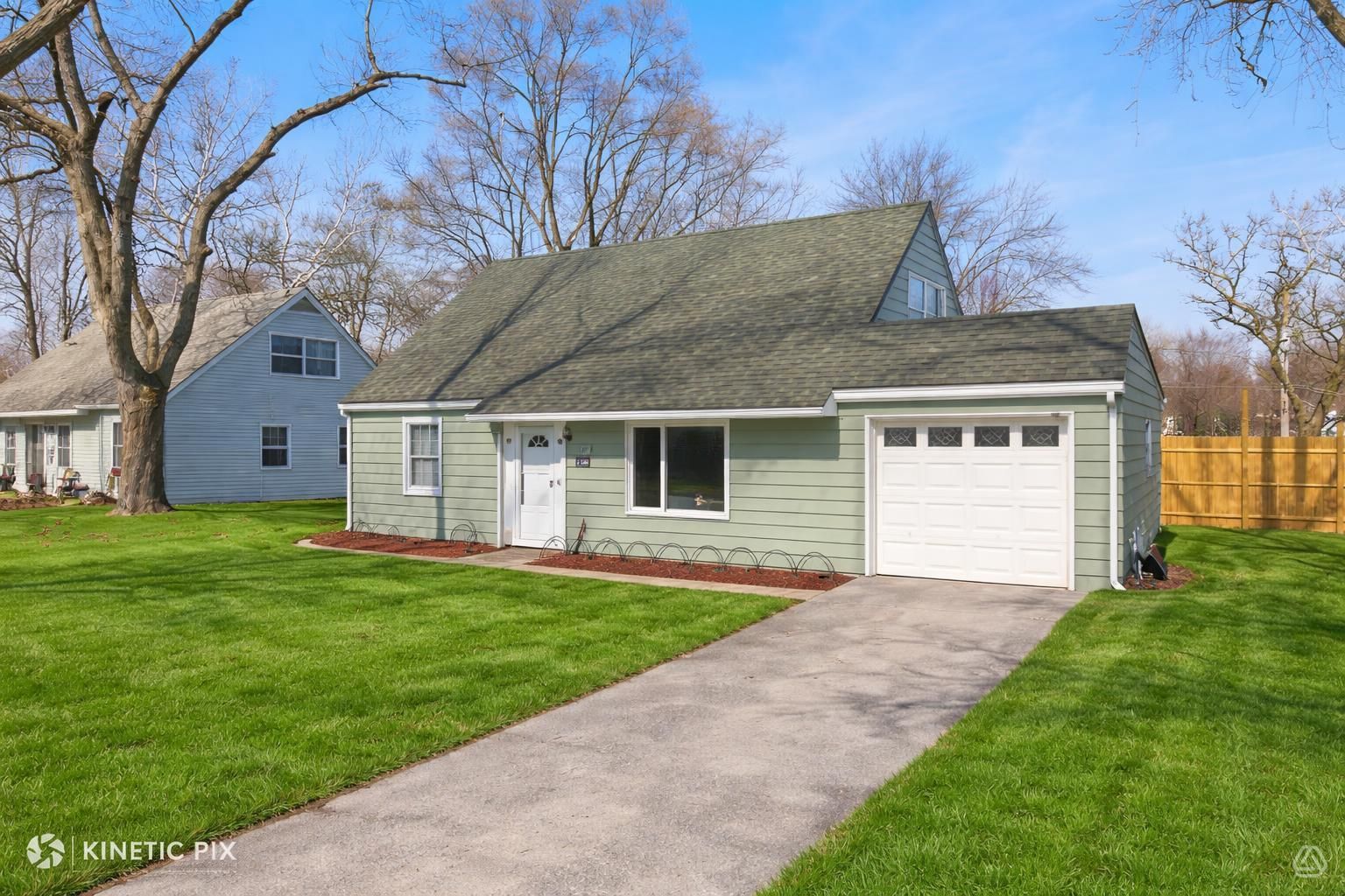 1412 West Broadview Avenue Crete, IL 60417 - Photo 2 of 39