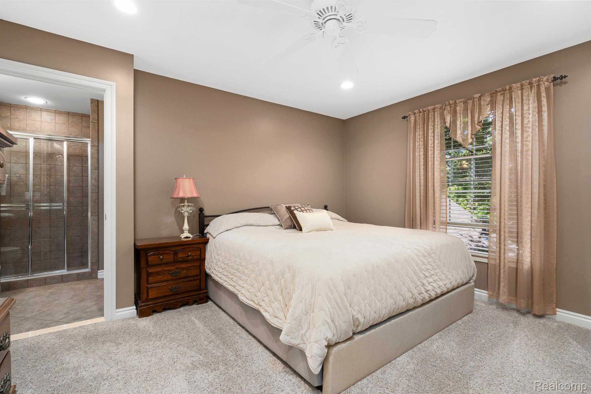 50587 Colchester Court Canton, MI 48187 - Photo 40 of 70 Gallery Image 40