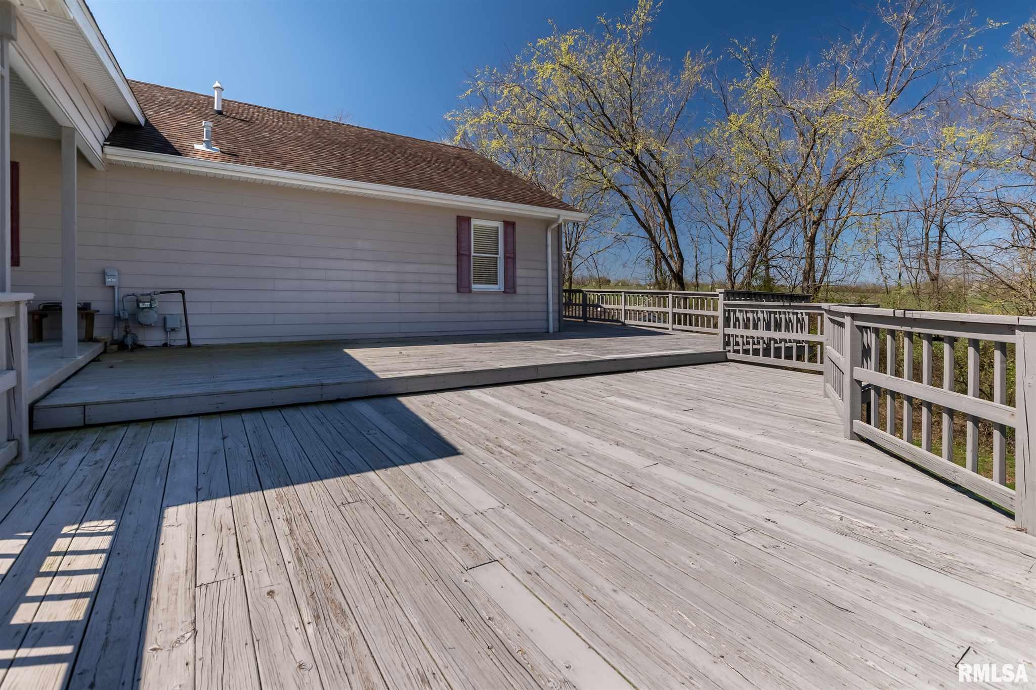 322 Branson Woods Road Carbondale, IL 62902 - Photo 4 of 41 Gallery Image 4