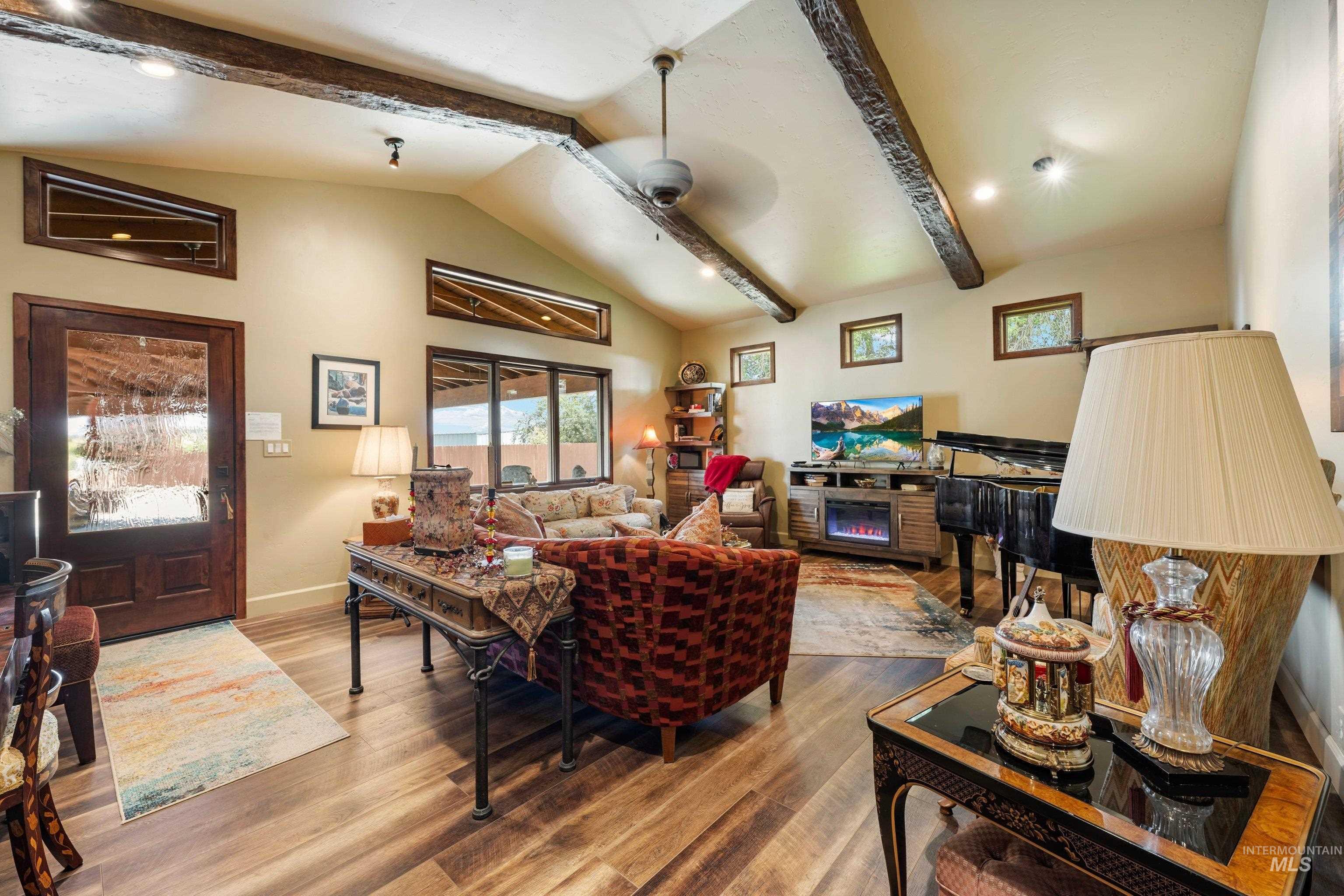2370 West Lake Hazel Road Meridian, ID 83642 - Photo 10 of 49 Gallery Image 10