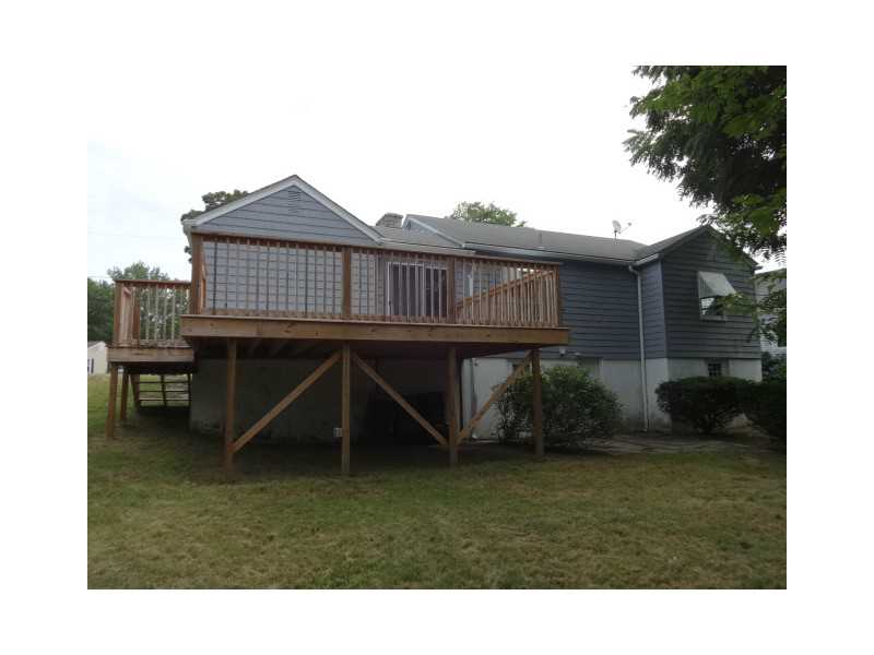 125 Kiwanee Road Warwick, RI 02888 - Photo 3 of 12 Exterior Back.