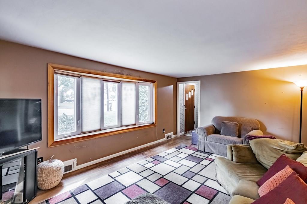 26 Winding Lane Springfield, MA 01118 - Photo 9 of 32 Gallery Image 9