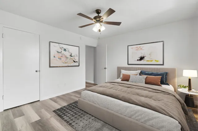 a bathroom with a bathtub and toilet