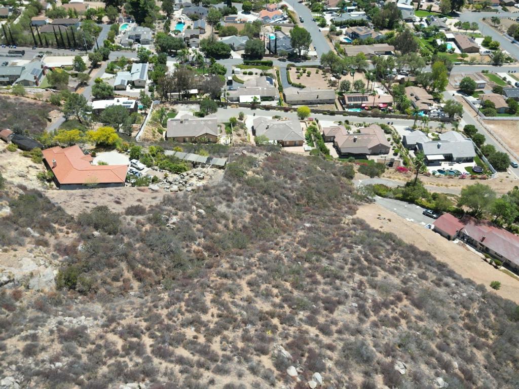 Canyon Drive Poway, CA 92064 - Photo 4 of 8