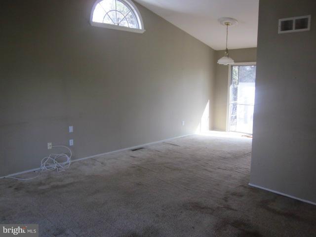 9111 Kilbride Road Nottingham, MD 21236 - Photo 4 of 7 Living Room