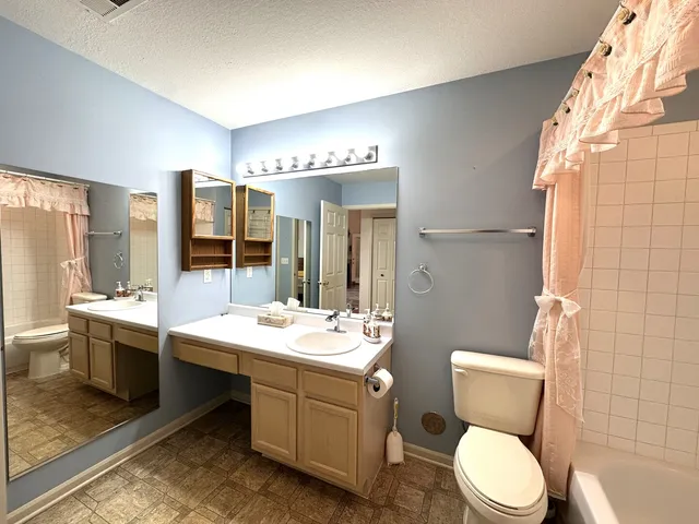 $259,900 | 309 Steeplechase Circle, Unit 309, Bourbonnais, IL 60914