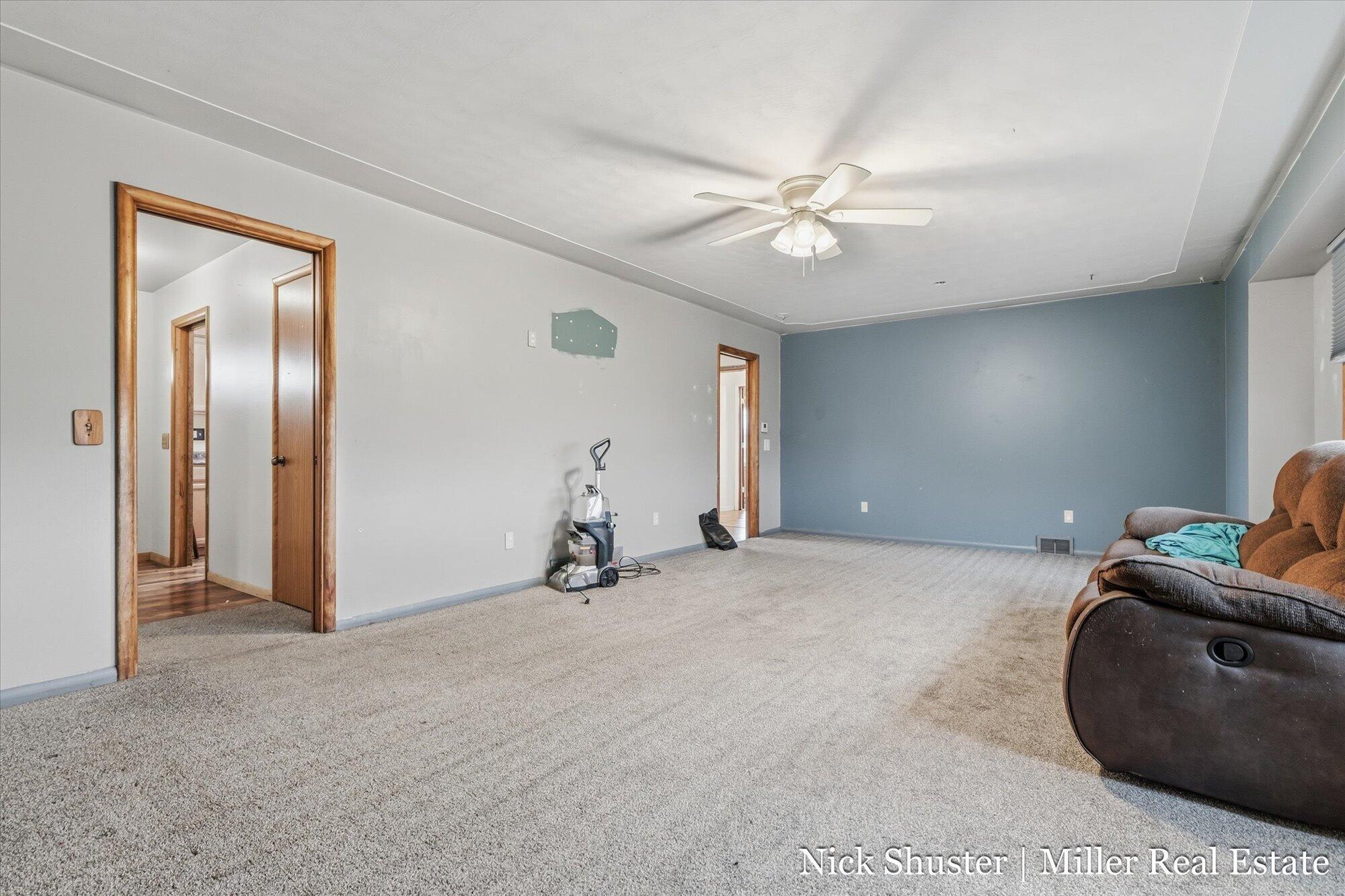 5375 Lansing Road Potterville, MI 48876 - Photo 11 of 44 09-WM5375lansing-9