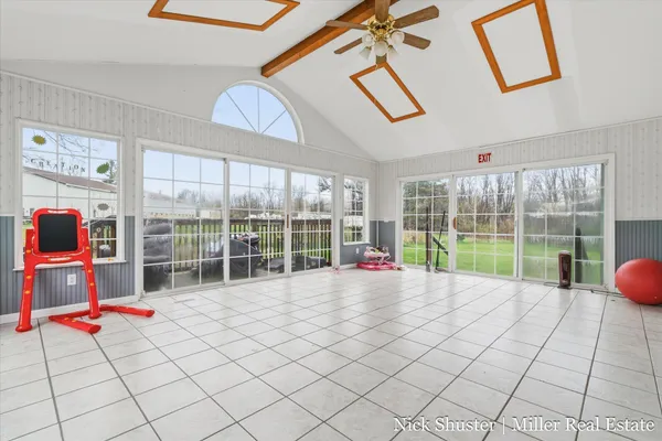 $284,900 | 5375 Lansing Road, Potterville, MI 48876