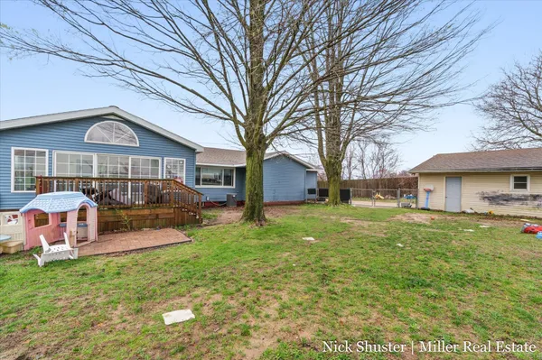 $284,900 | 5375 Lansing Road, Potterville, MI 48876