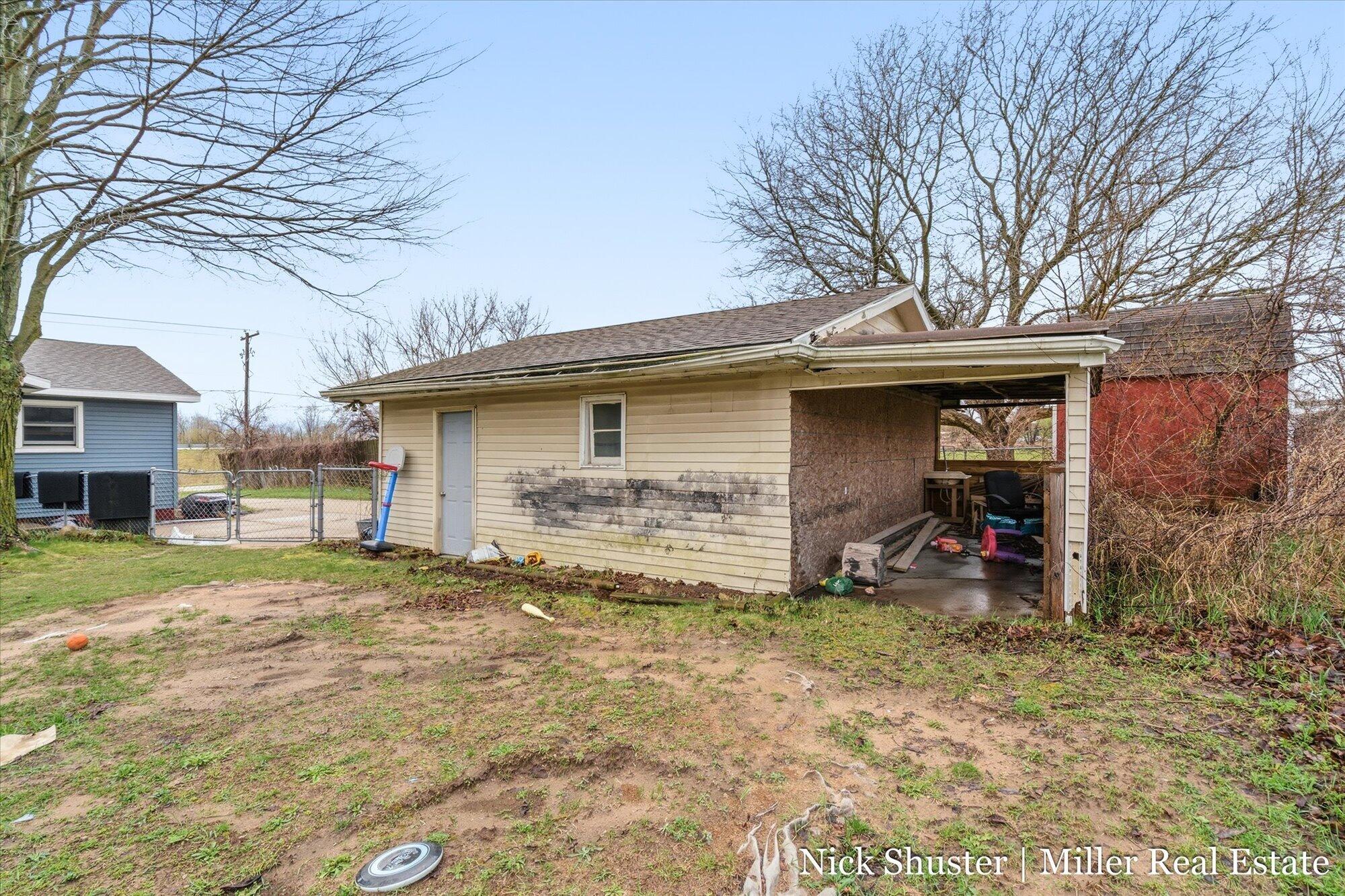 5375 Lansing Road Potterville, MI 48876 - Photo 33 of 44 34-WM5375lansing-27