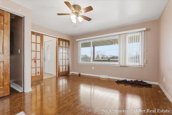 $284,900 | 5375 Lansing Road, Potterville, MI 48876