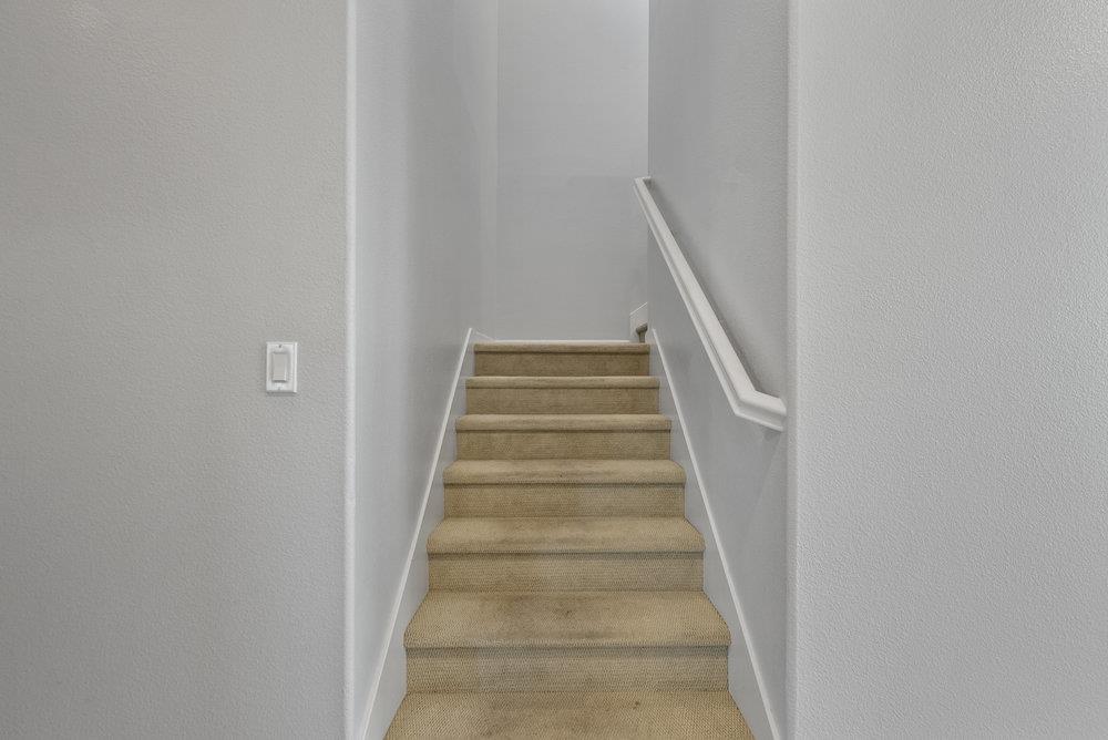 638 Summerfield Drive Soledad, CA 93960 - Photo 35 of 50 a view of entryway