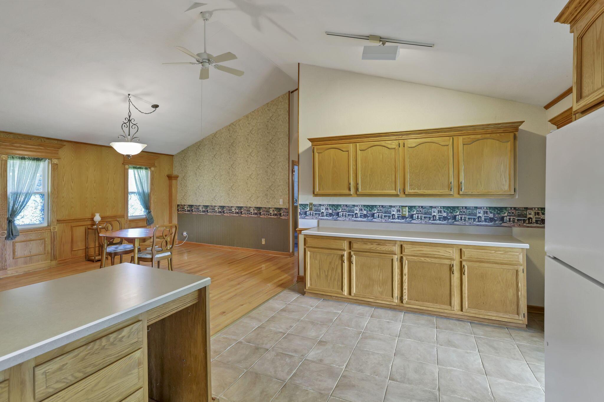 4655 Hayes Road Groveport, OH 43125 - Photo 9 of 85 12-web-or-mls-IMG_6428