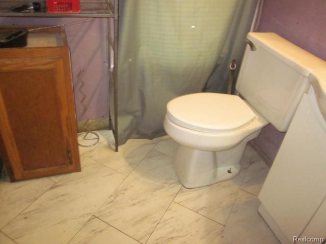 907 Wayne Street Jackson, MI 49202 - Photo 14 of 21