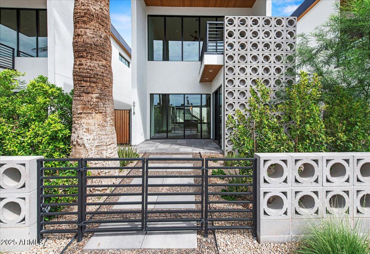 6918 East 2nd Street Scottsdale, AZ 85251 - Photo 1 of 38 02-6918 E 2nd St 02