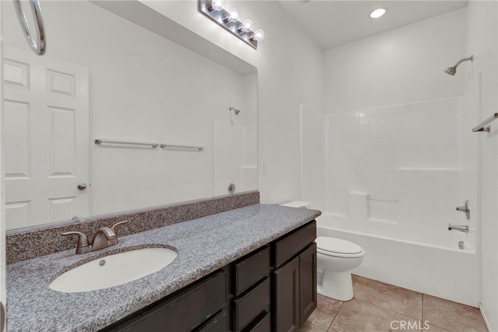 13084 Bowker Beaumont, CA 92223 - Photo 15 of 18