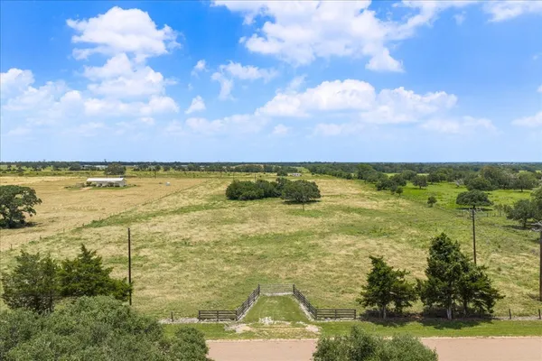 $299,000 | 7260 Goehring Road, Ledbetter, TX 78946