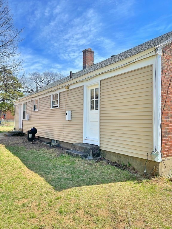 80-82 Fernwold Street Springfield, MA 01104 - Photo 28 of 42 Gallery Image 28