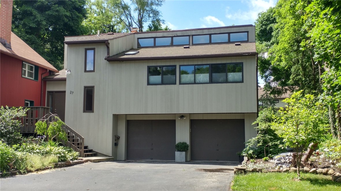 27 Hoyt Place Rochester, NY 14610 - Photo 1 of 25