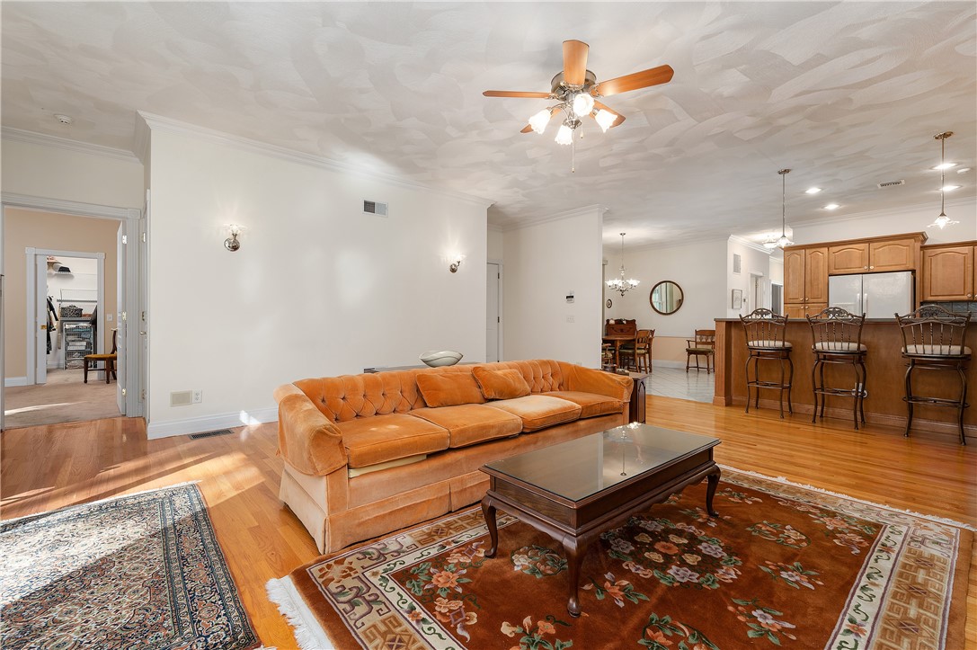 186 Old River Road, Unit 21 Lincoln, RI 02865 - Photo 34 of 34 24'x23' Open floor plan for entertaining, holiday gatherings