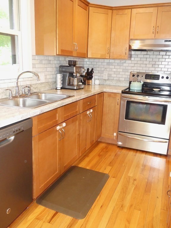 256 Cold Spring Road Belchertown, MA 01007 - Photo 7 of 42 Gallery Image 7