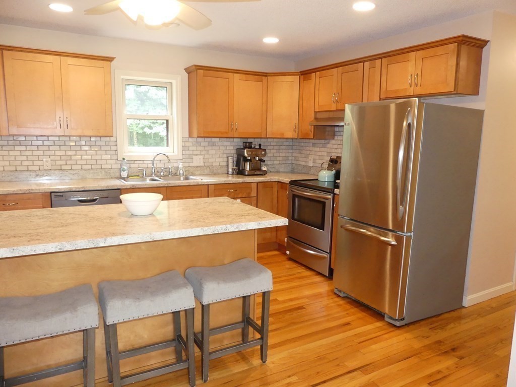 256 Cold Spring Road Belchertown, MA 01007 - Photo 8 of 42 Gallery Image 8