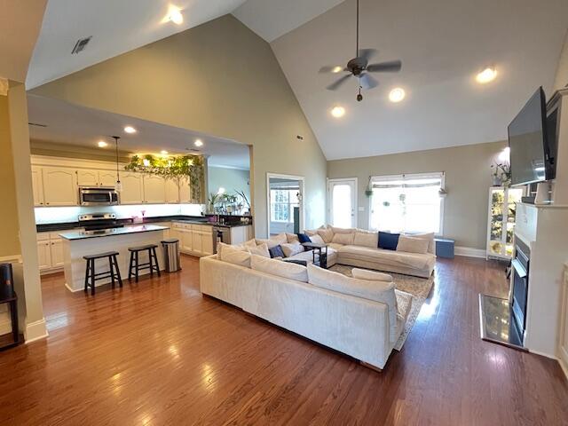 2173 Balclutha Lane Sumter, SC 29153 - Photo 4 of 53 IMG_3942