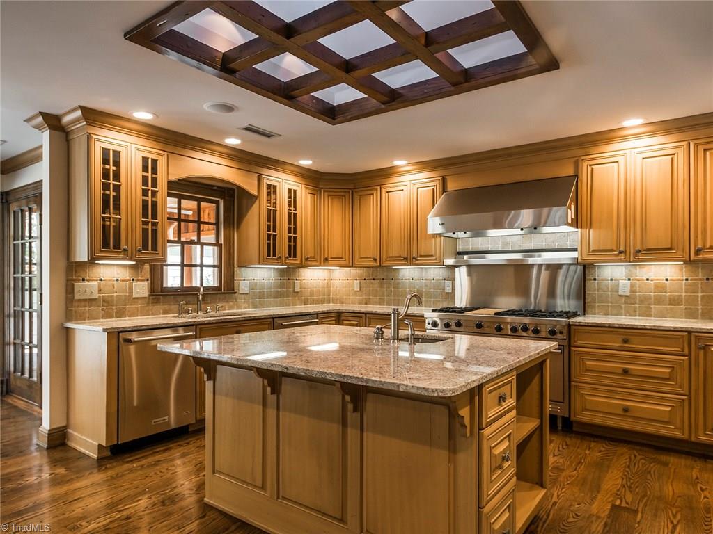 8019 Witty Road Summerfield, NC 27358 - Photo 8 of 30 Gallery Image 8