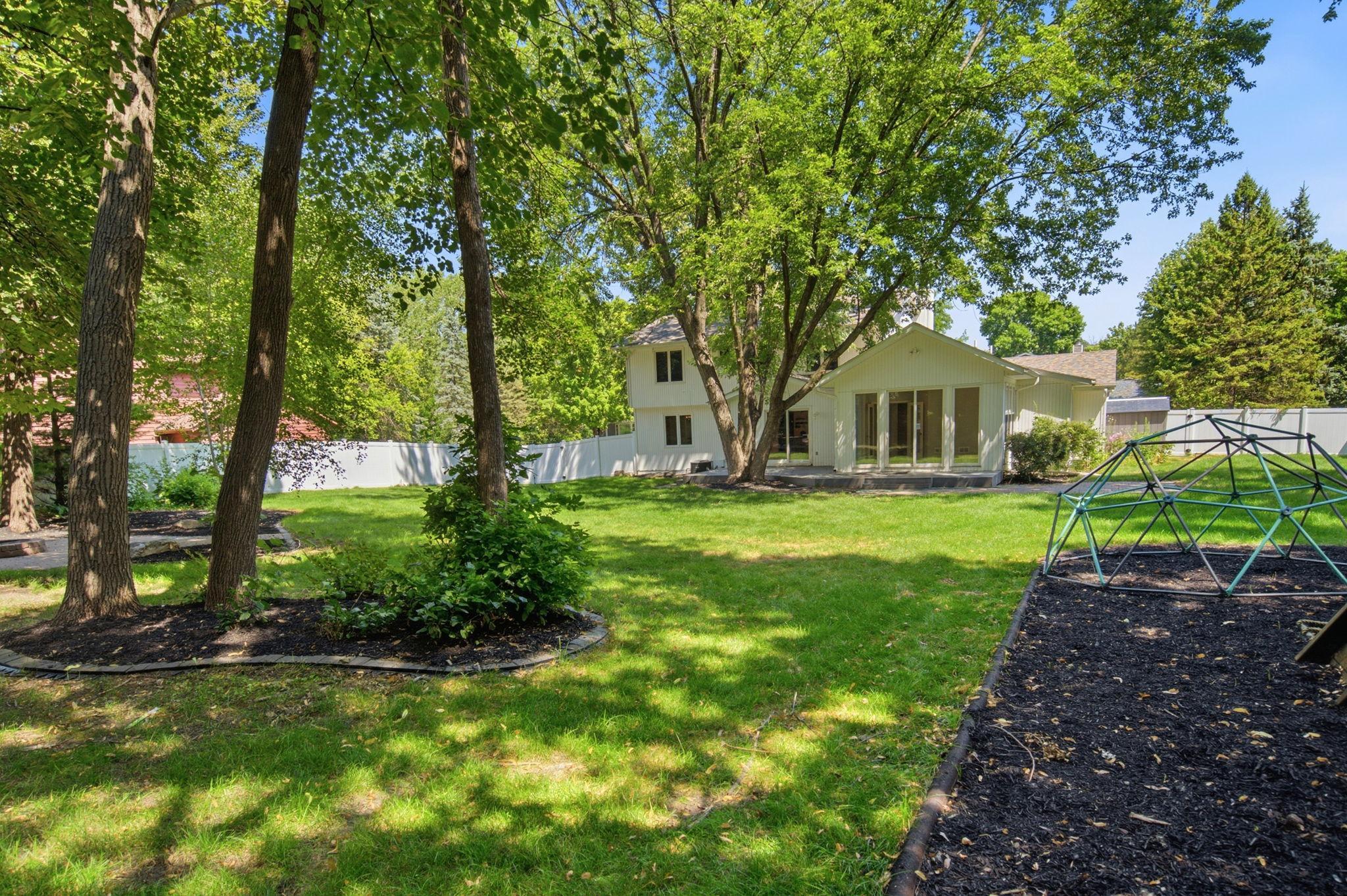 7610 Heritage Road Eden Prairie, MN 55346 - Photo 76 of 89 Gallery Image 76