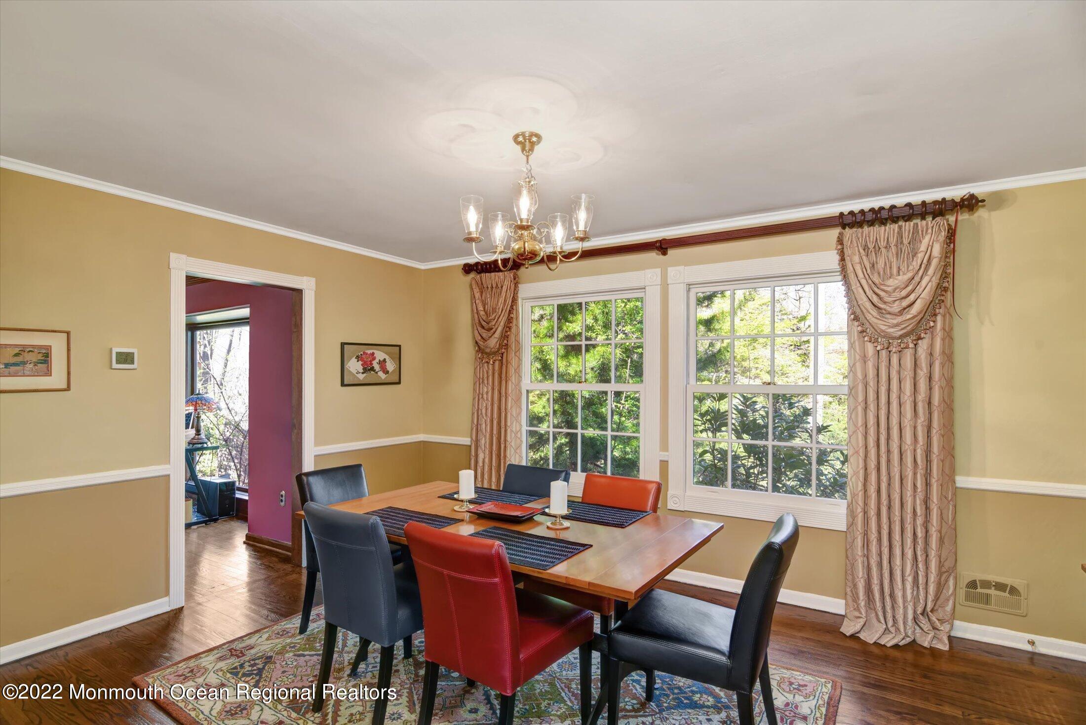 50 Heron Road Middletown, NJ 07748 - Photo 11 of 35 11-Dining Room