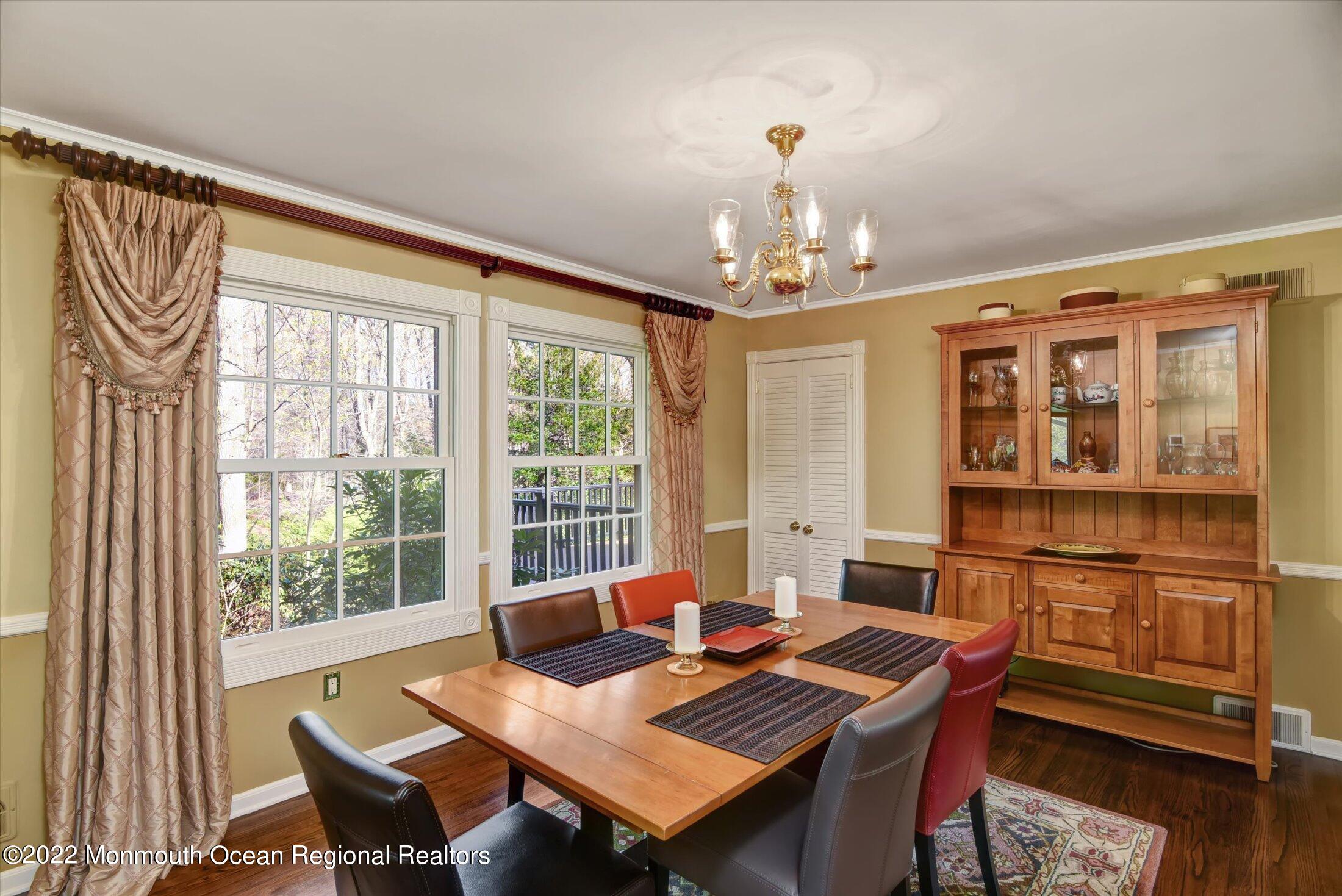 50 Heron Road Middletown, NJ 07748 - Photo 12 of 35 12-Dining Room