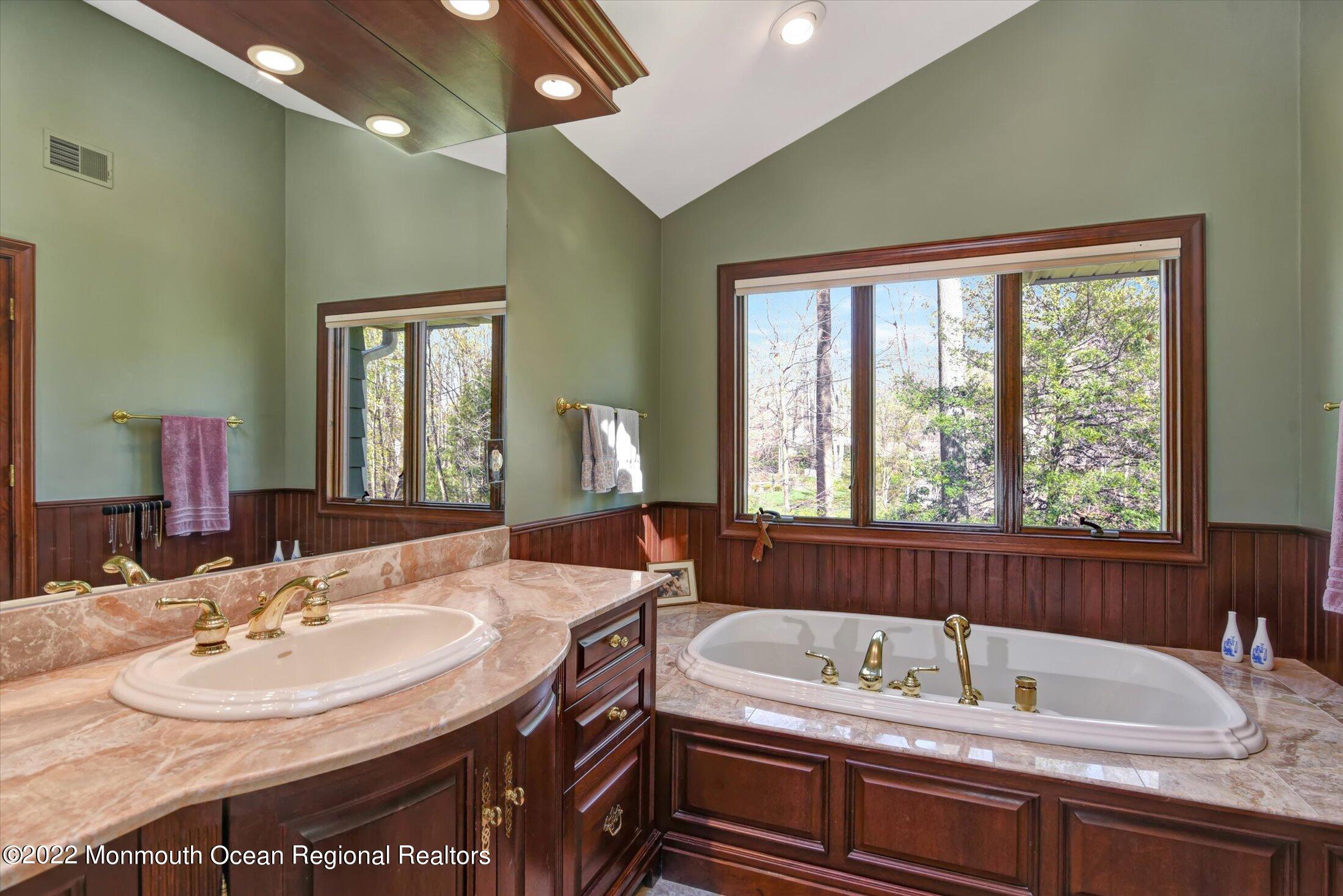 50 Heron Road Middletown, NJ 07748 - Photo 25 of 35 25-Master Bathroom