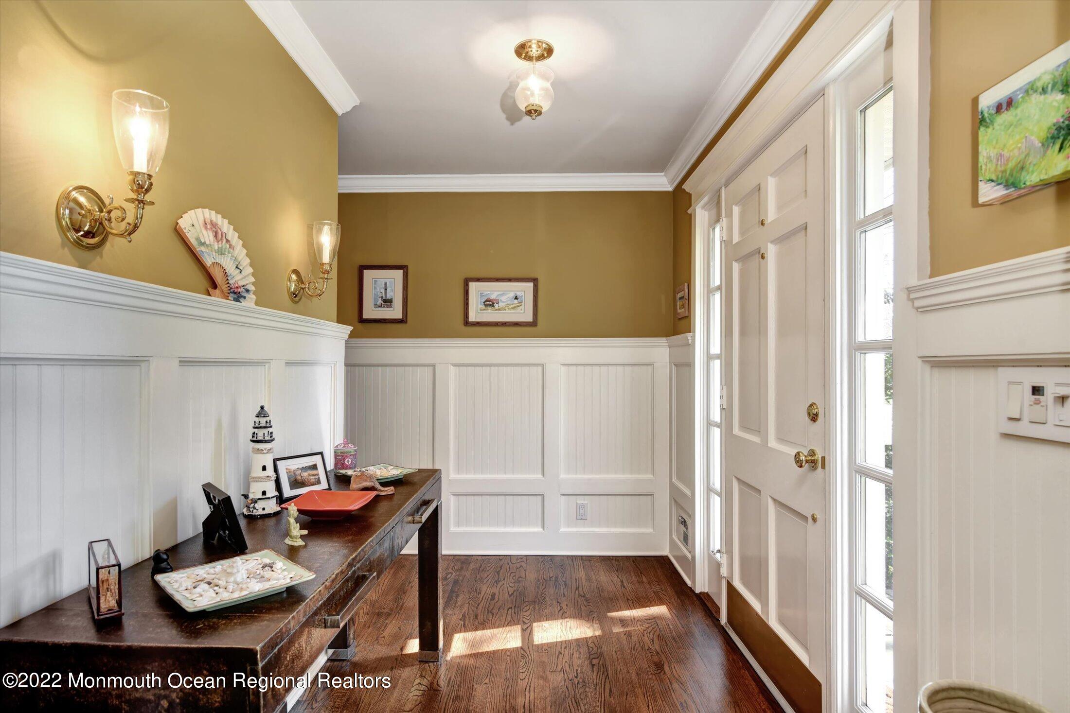 50 Heron Road Middletown, NJ 07748 - Photo 7 of 35 07-Foyer