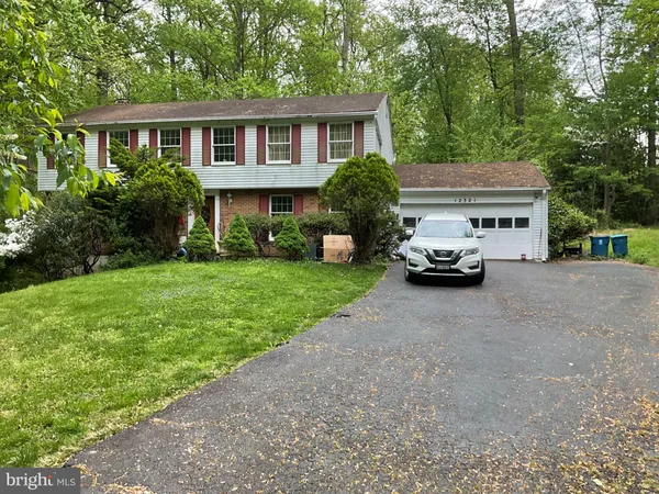 $910,000 | 12321 Folkstone Drive, Herndon, VA 20171