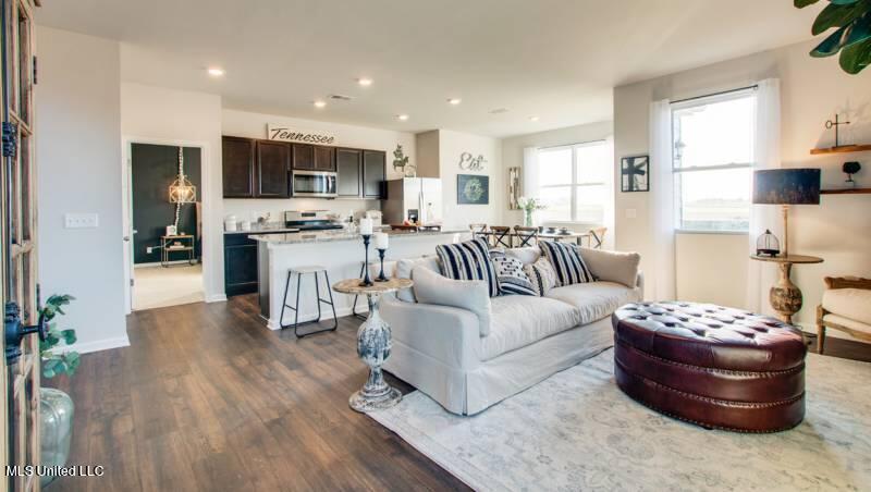 2213 Hyacinth Lane Hernando, MS 38632 - Photo 5 of 22 Salem Open