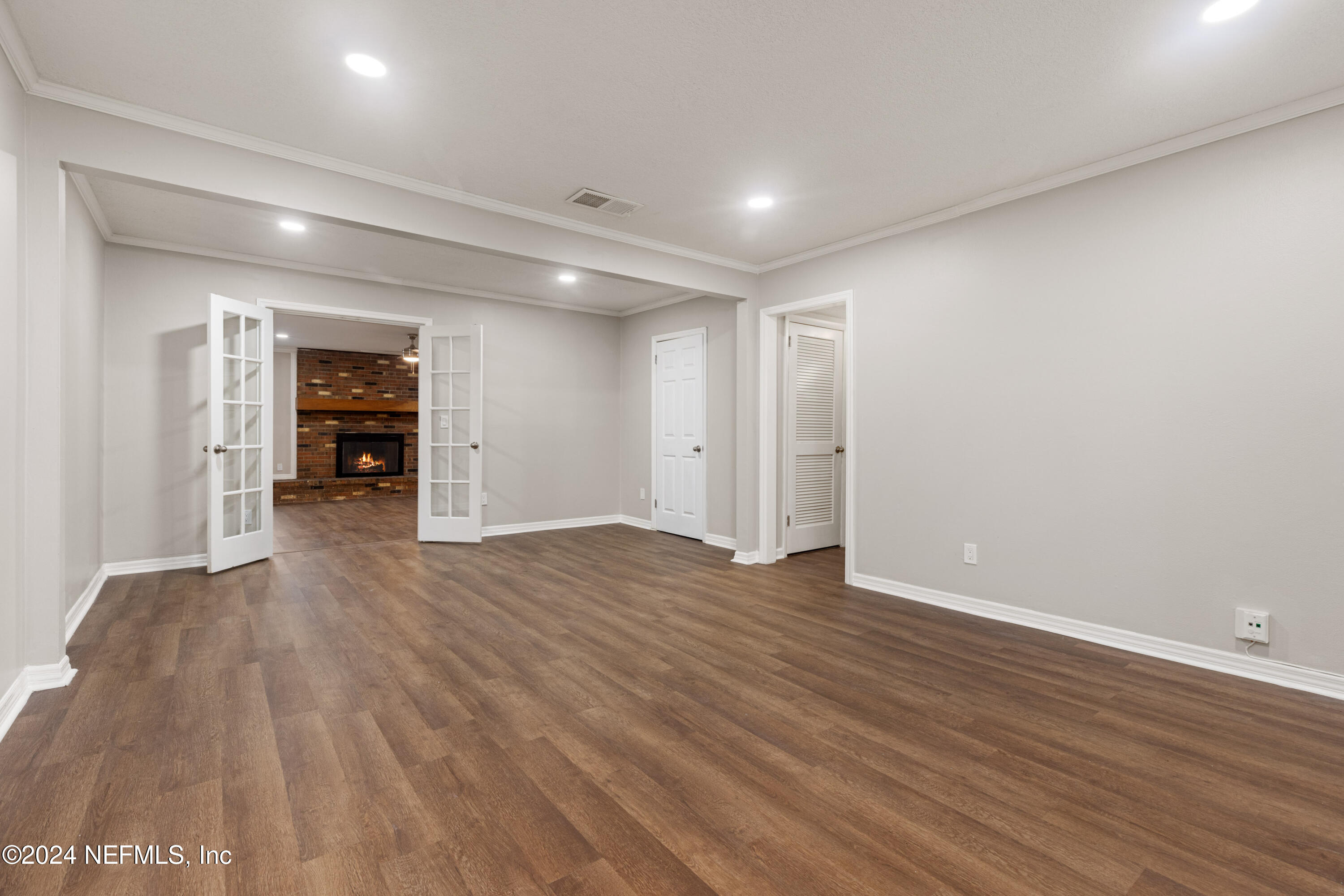 3032 Delor Drive Jacksonville, FL 32223 - Photo 7 of 25 004