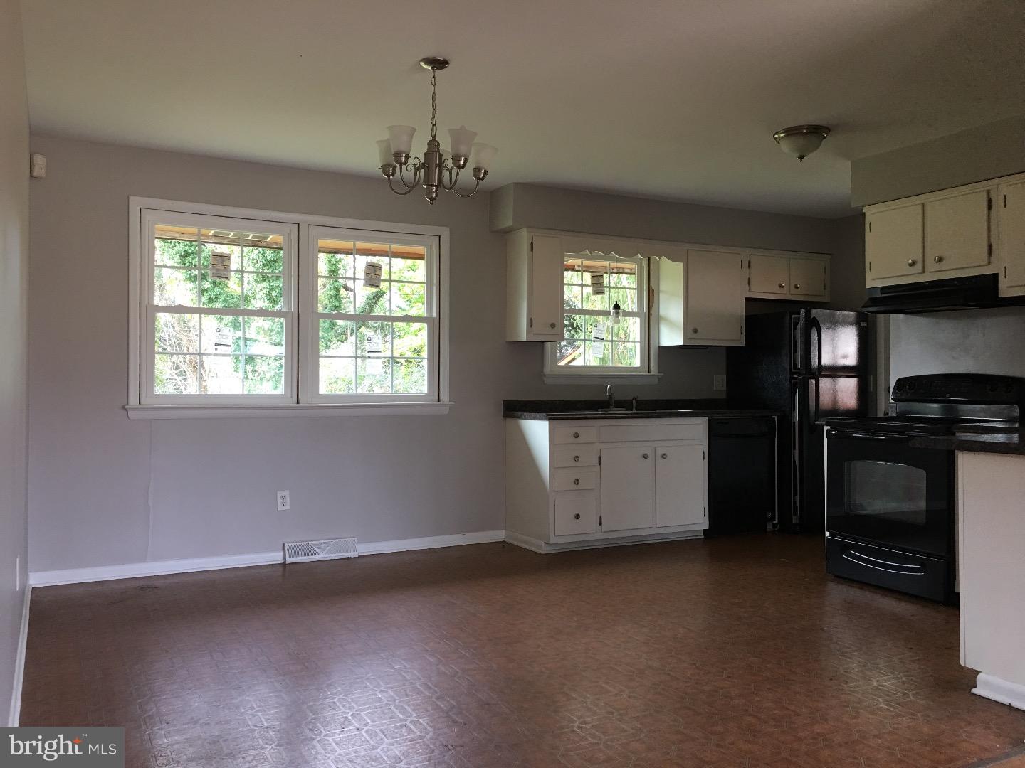 588 Overbrook Road Vineland, NJ 08360 - Photo 3 of 6