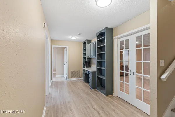 $2,400 | 501 Cimarron Circle, Loudon, TN 37774