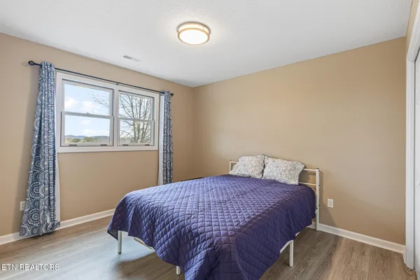 $2,400 | 501 Cimarron Circle, Loudon, TN 37774