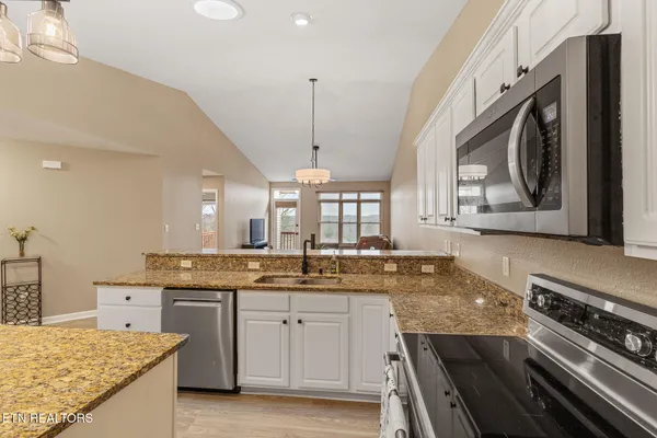 $2,400 | 501 Cimarron Circle, Loudon, TN 37774