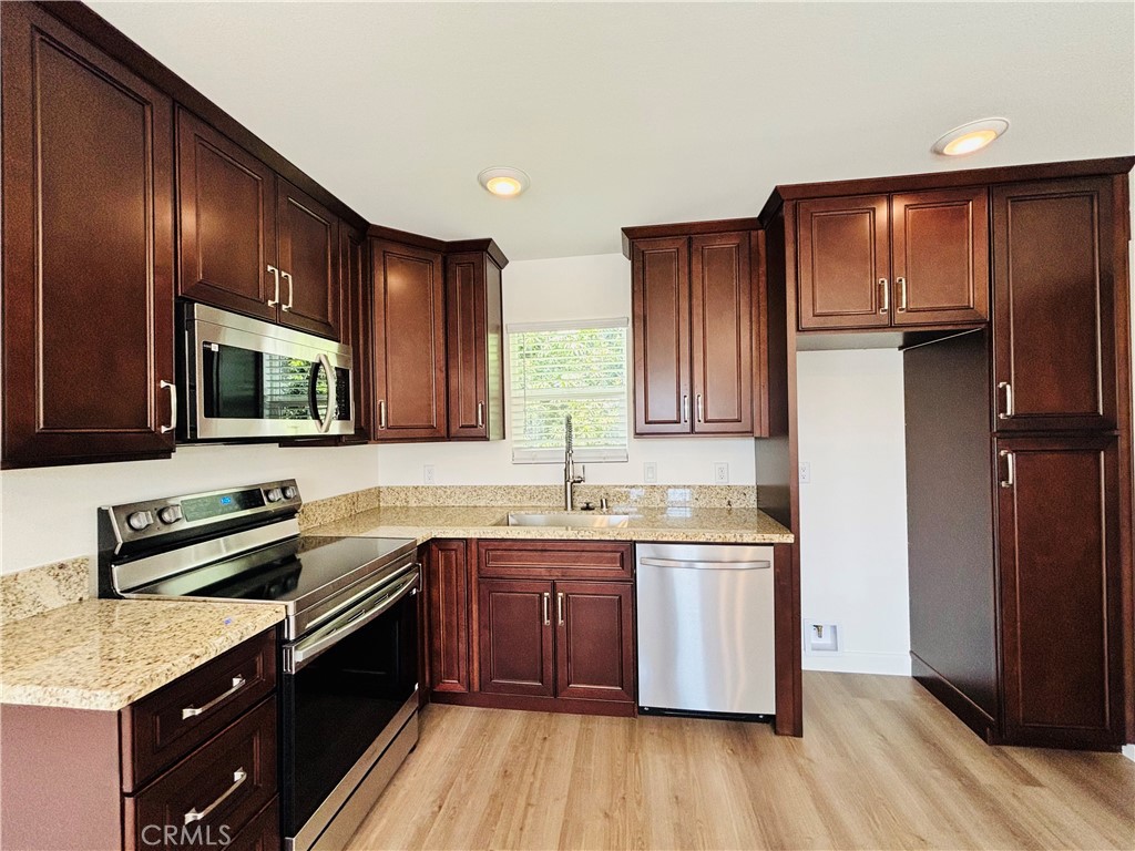 520 West Rte 66, Unit B Glendora, CA 91740 - Photo 1 of 4