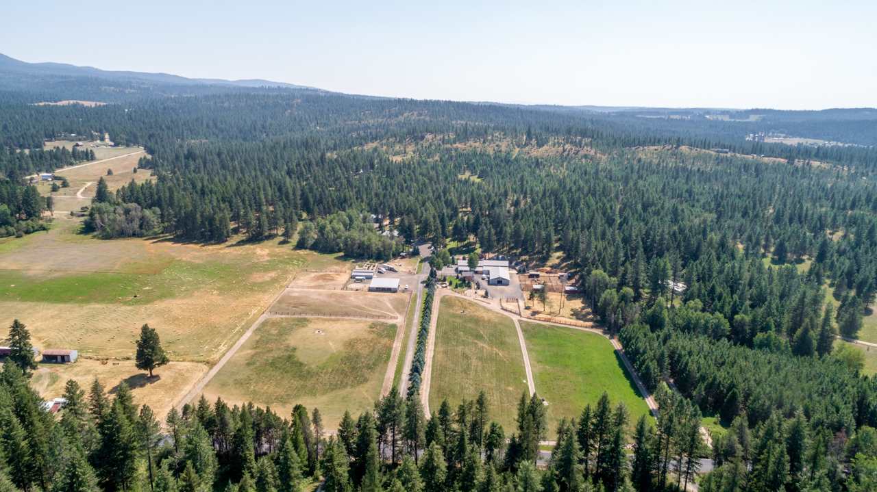 12406 East Blanchard Road Elk, WA 99009 - Photo 32 of 35