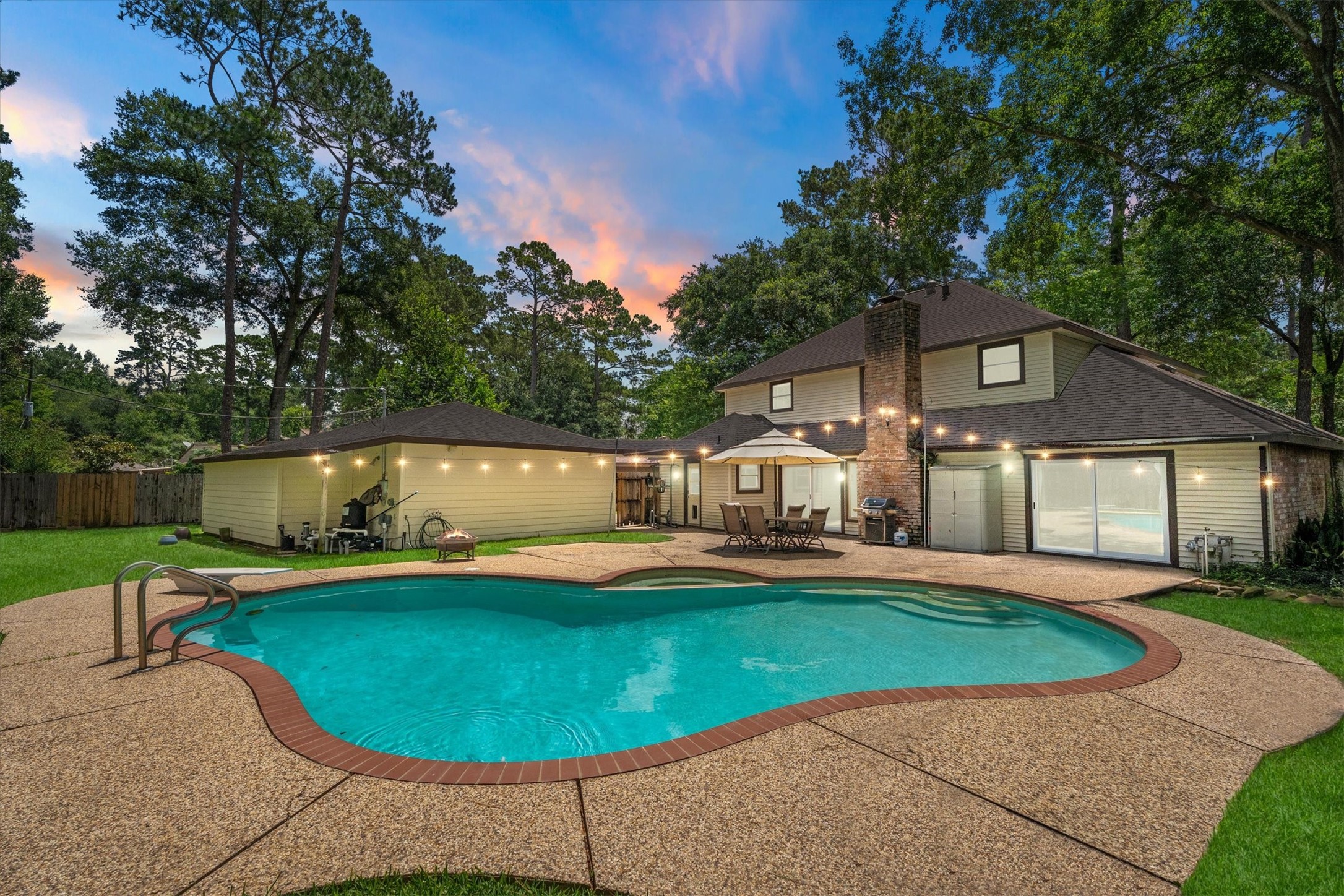 8238 Theisswood Road Spring, TX 77379 - Photo 1 of 35